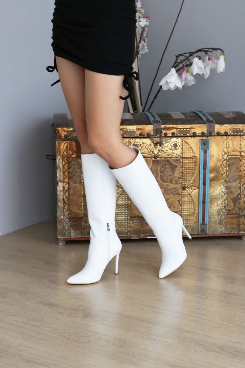 Sivri Burun Diz Üstü Ince Topuklu Kadın Çizme  BEYAZ resmi