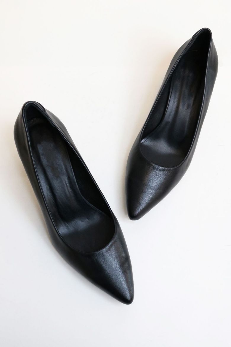 Sivri Burun Hakiki Deri Kısa Kalın Topuklu Kadın Stiletto  SİYAH resmi