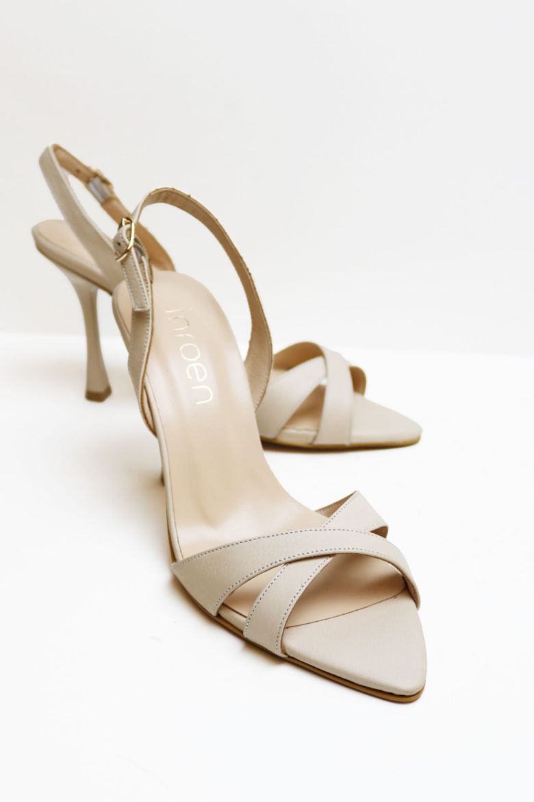 Sivri Burun Çapraz Bantlı Hakiki Deri Topuklu Ayakkabı  TEN  resmi