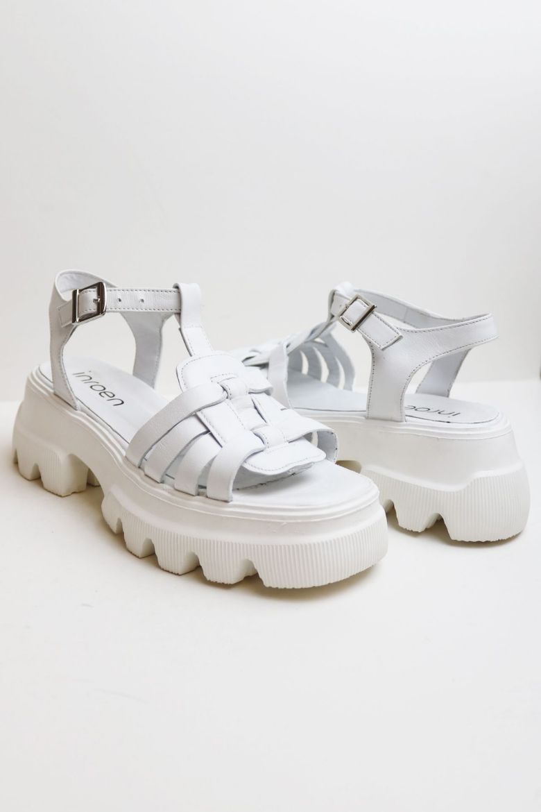 Kemer Detaylı Kalın Taban Hakiki Deri Kadın Sandalet  BEYAZ resmi