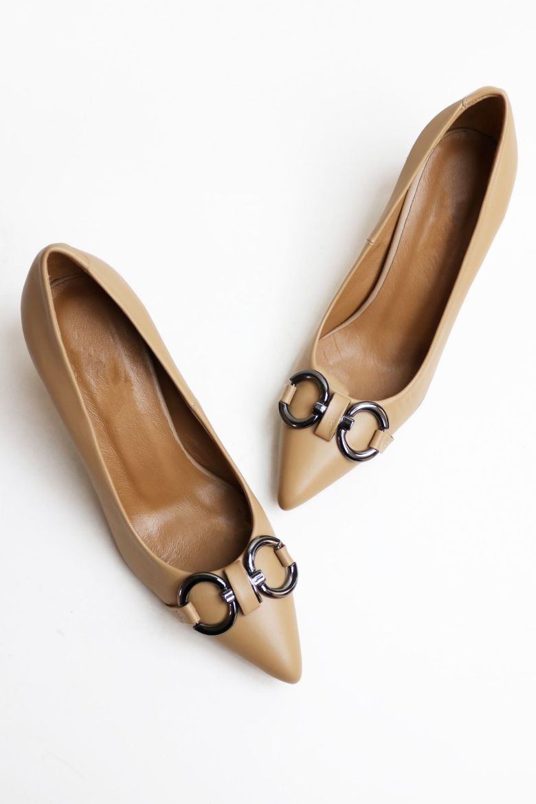  Hakiki Deri Toka Detaylı Topuklu Ayakkabı   NUDE resmi