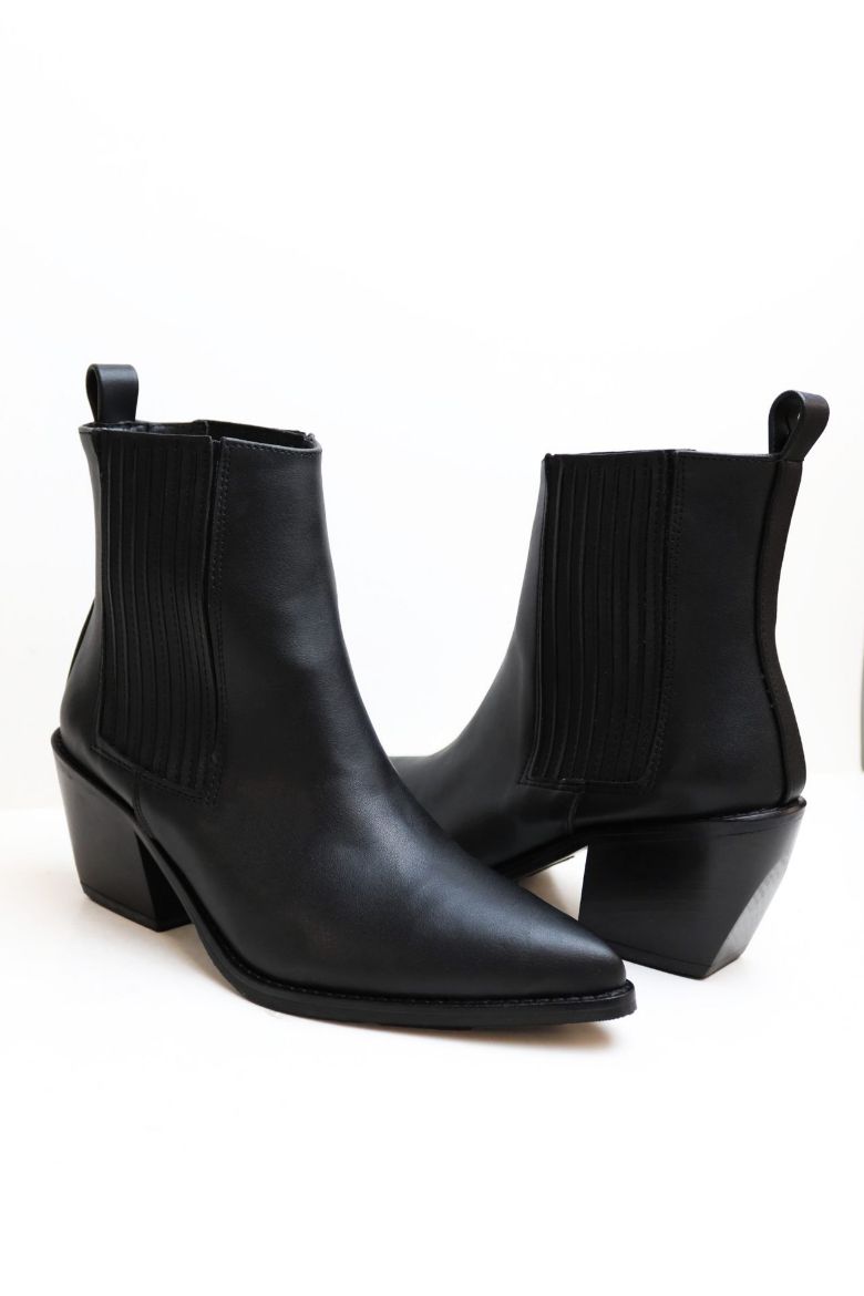 Lastik Detaylı Sivri Burun Bilek Boy Kalın Topuklu Hakiki Deri Kadın Bot  SİYAH resmi